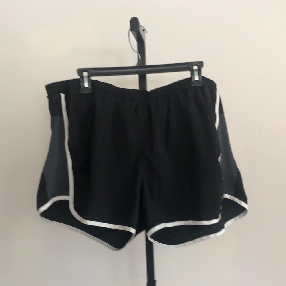 Old Navy Active X-Large Black shorts with built in panties, 100 polyester